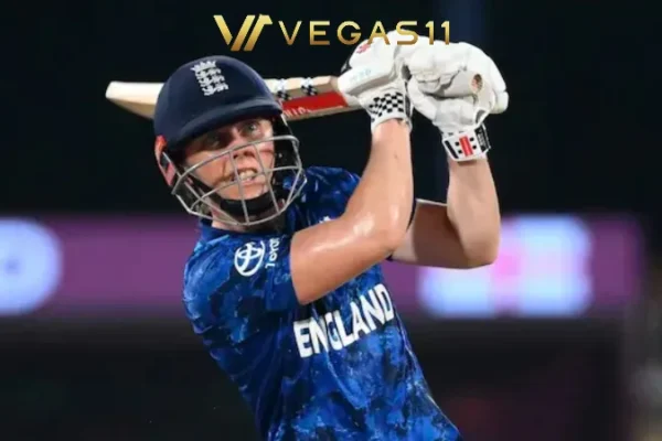 Heather Knight batting during her match-winning century for England against India at Holkar Stadium Indore in ICC Women's World Cup 2025